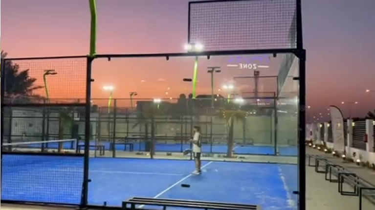 Césped artificial para canchas de pádel y superficies deportivas